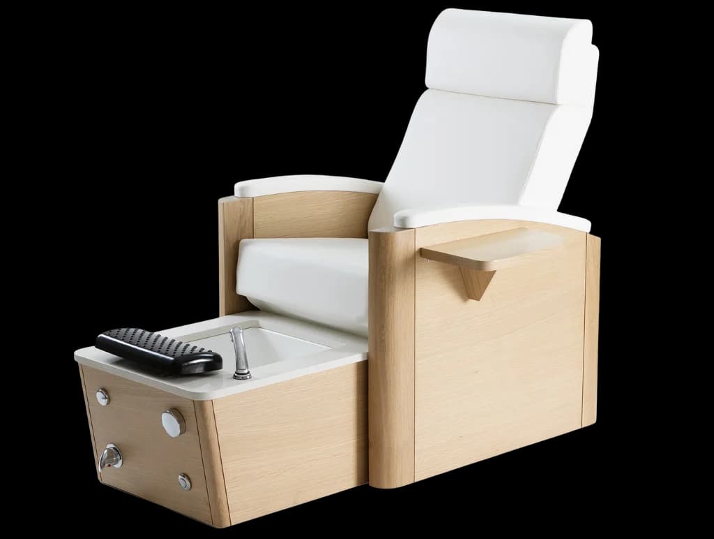 Pedicure Manicure Chair vs. Standard Salon Seating: What’s the Difference?