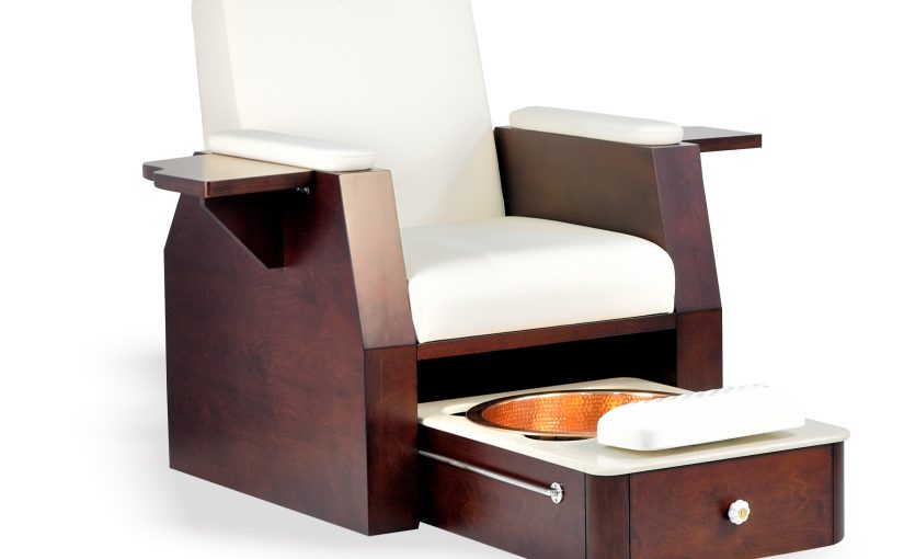 5 Things to Consider Before Buying a Pedicure Chair Online